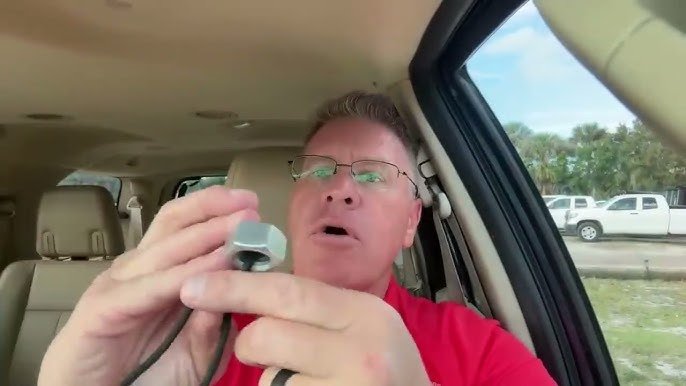 How to Hold Keys for Self Defense in a Car: Essential Safety Tips